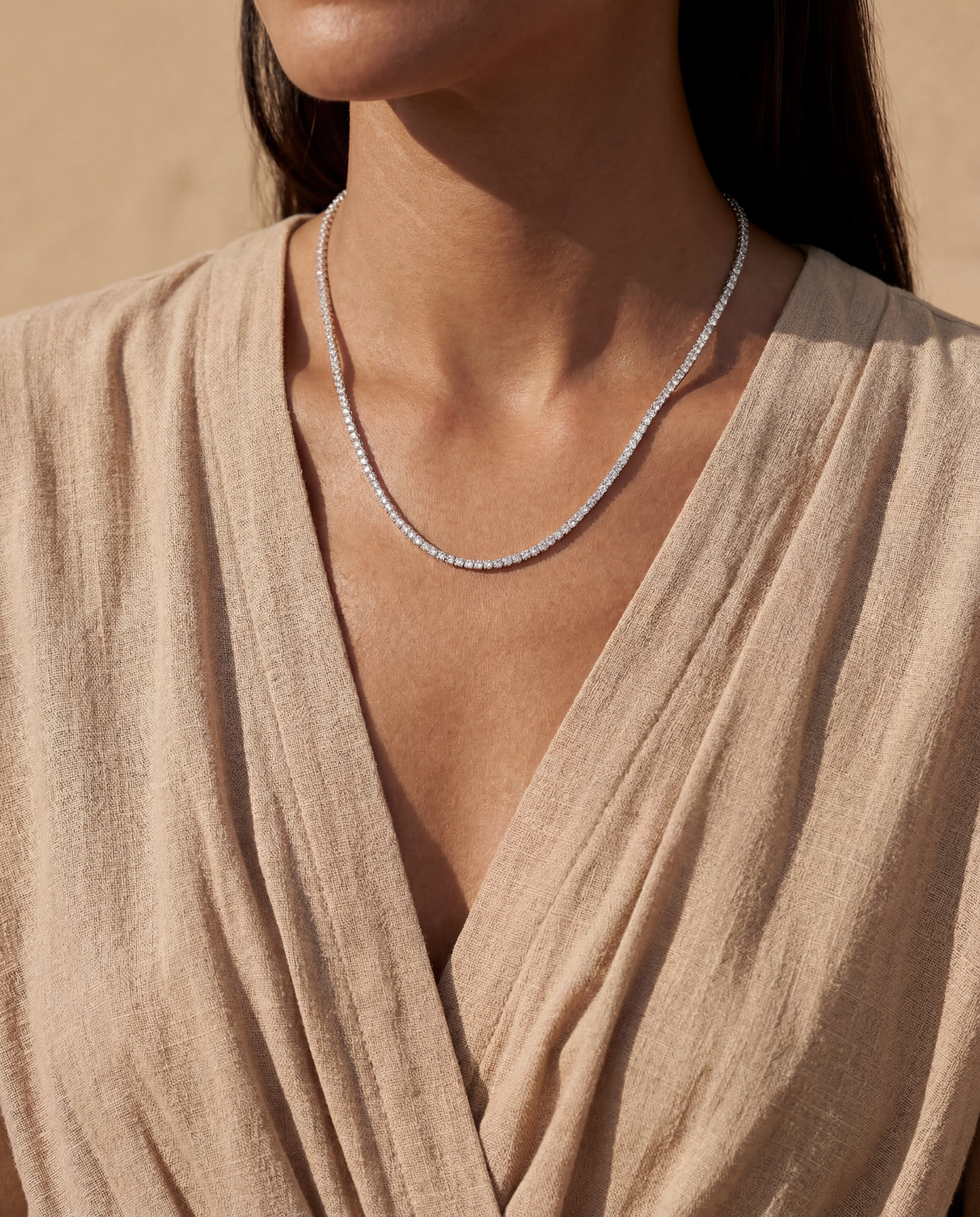 NATURAL DIAMOND TENNIS NECKLACE (CLAW SET WHITE GOLD)