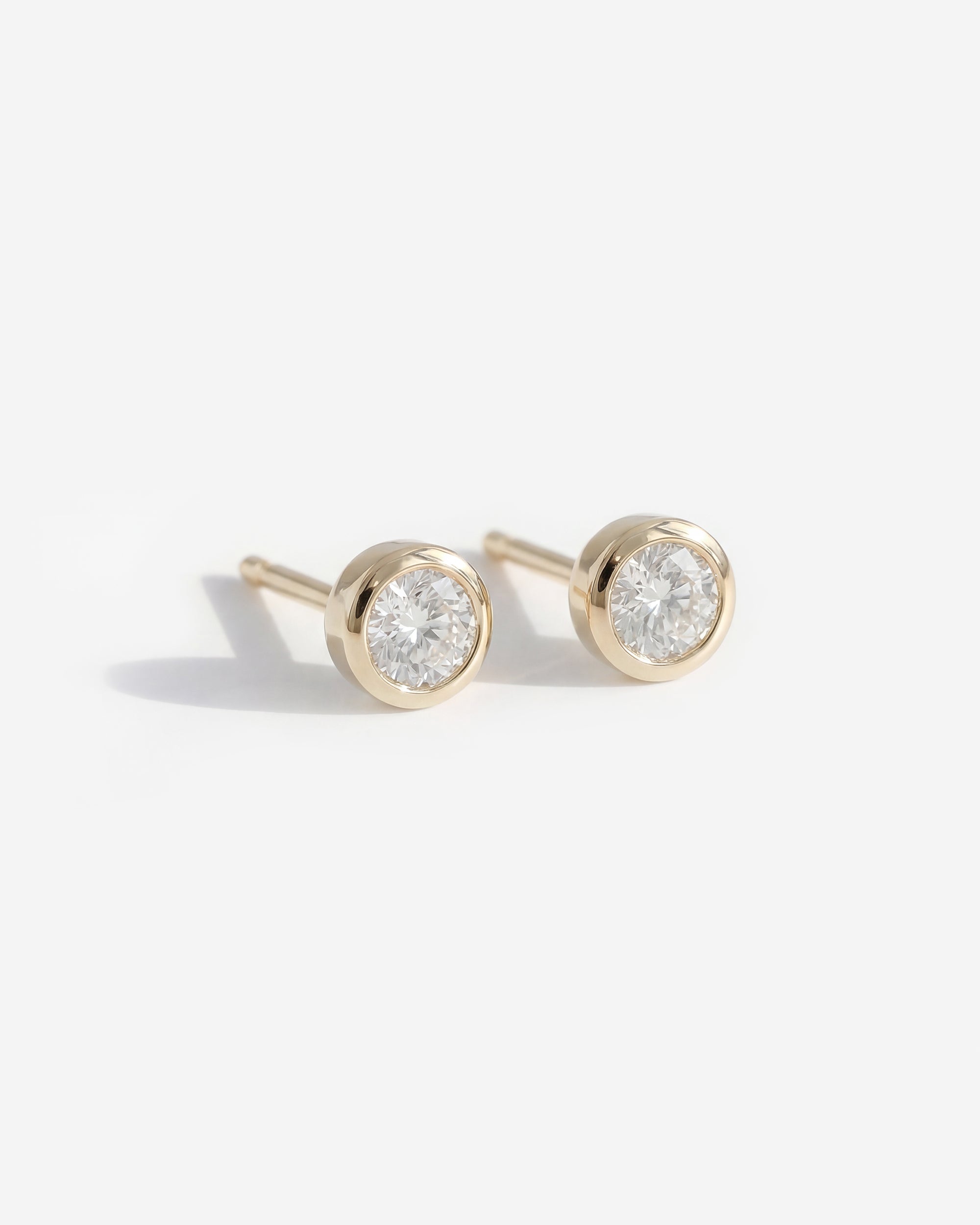 DIAMOND STUDS (BEZEL SET)