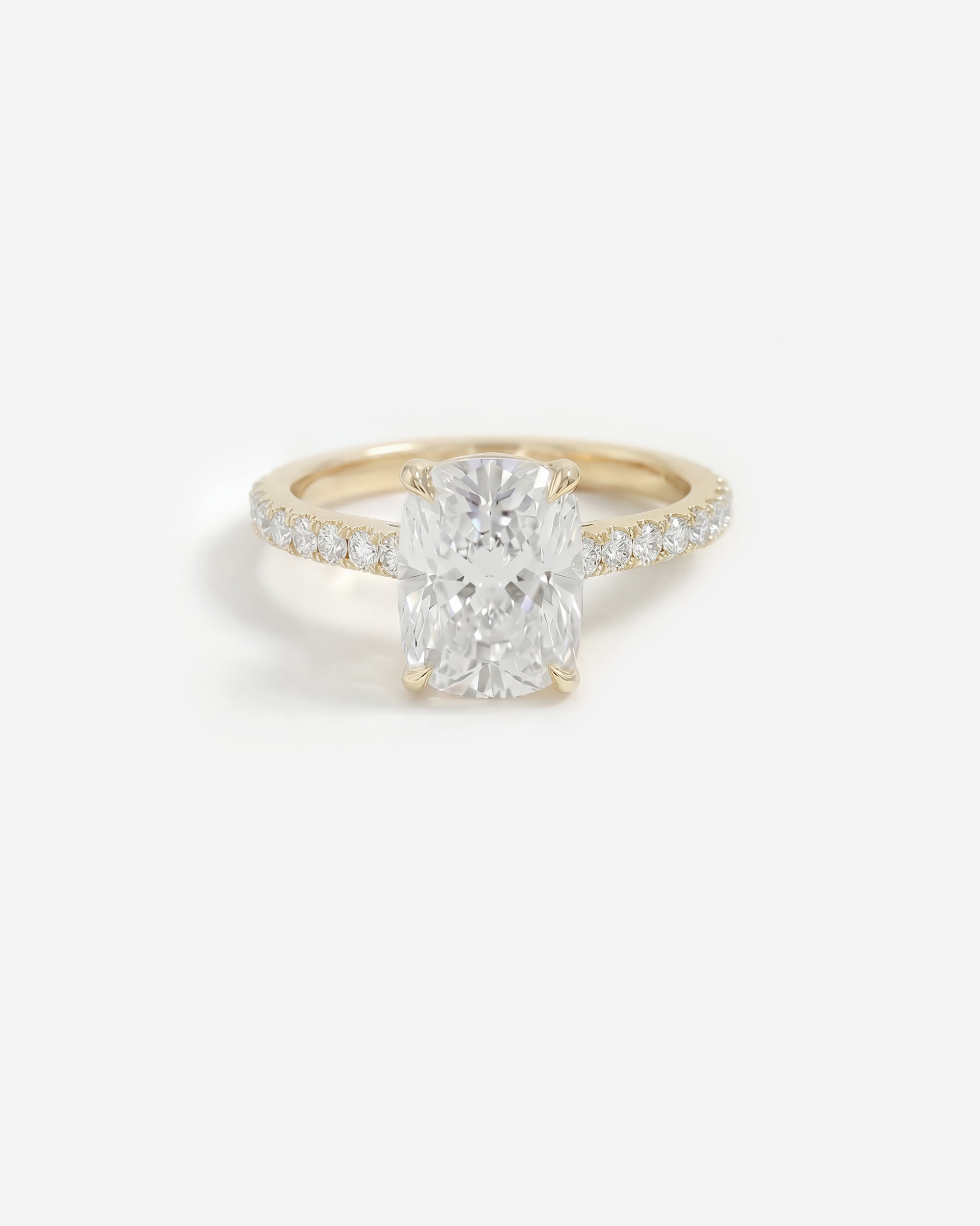 CLASSIC CUSHION (WITH DIAMONDS)
