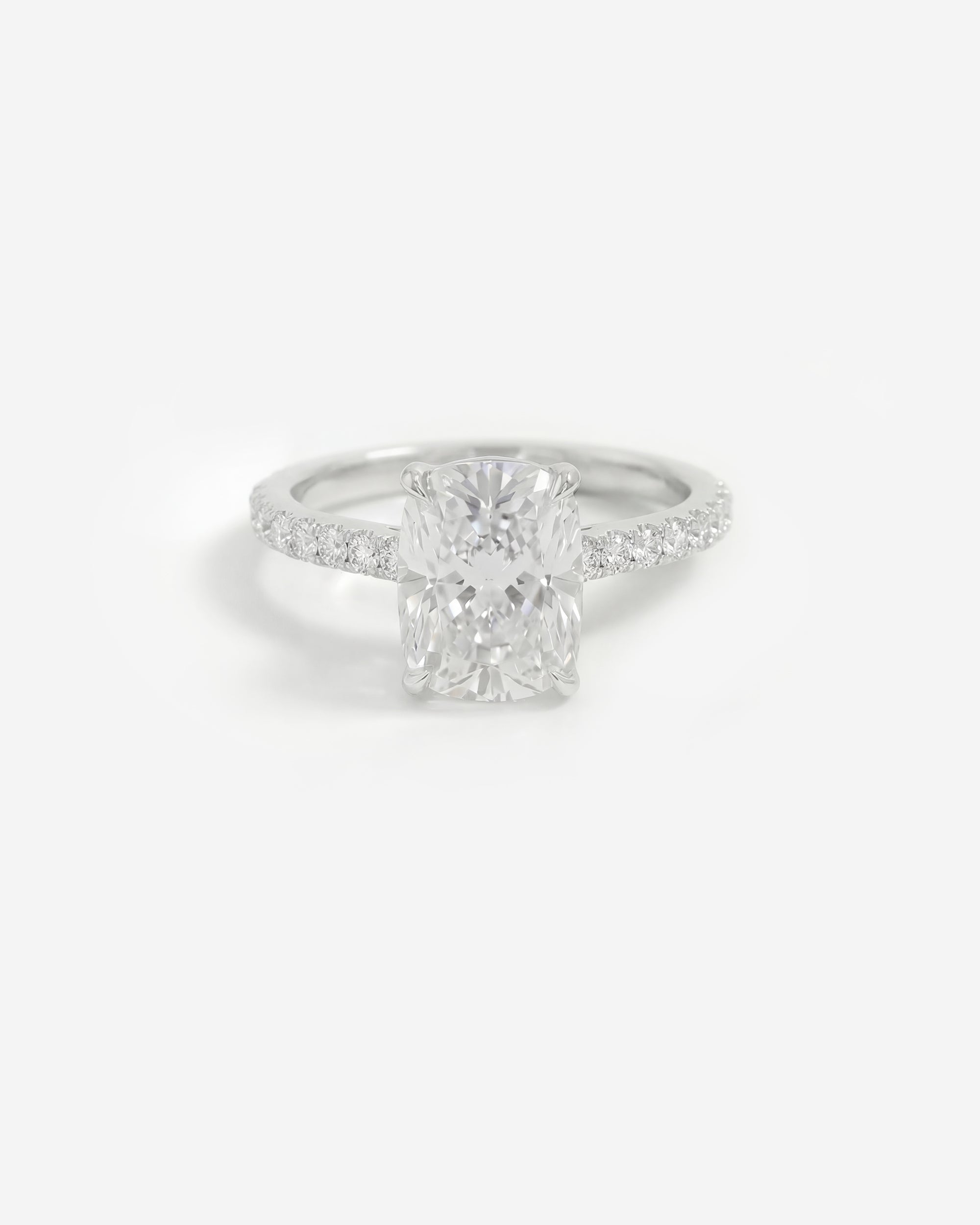 CLASSIC CUSHION (WITH DIAMONDS)