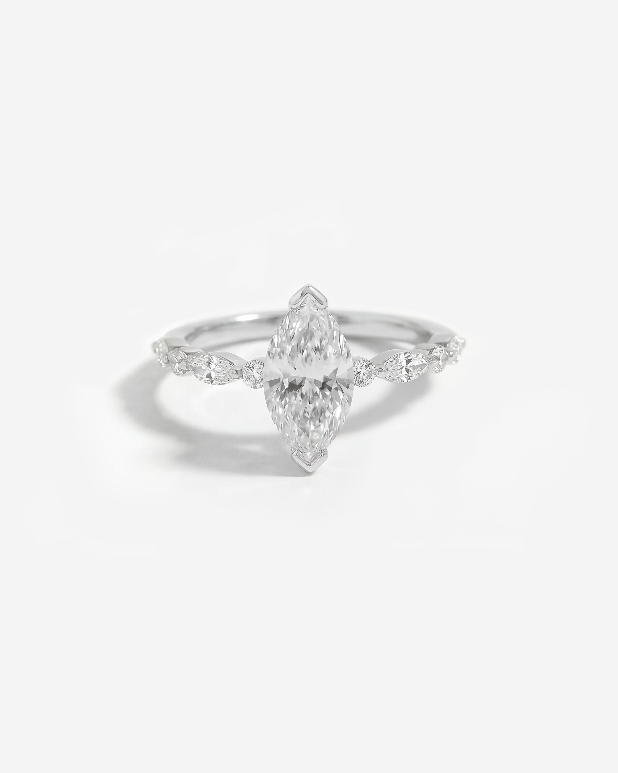 CLASSIC MARQUISE (WITH DIAMONDS)