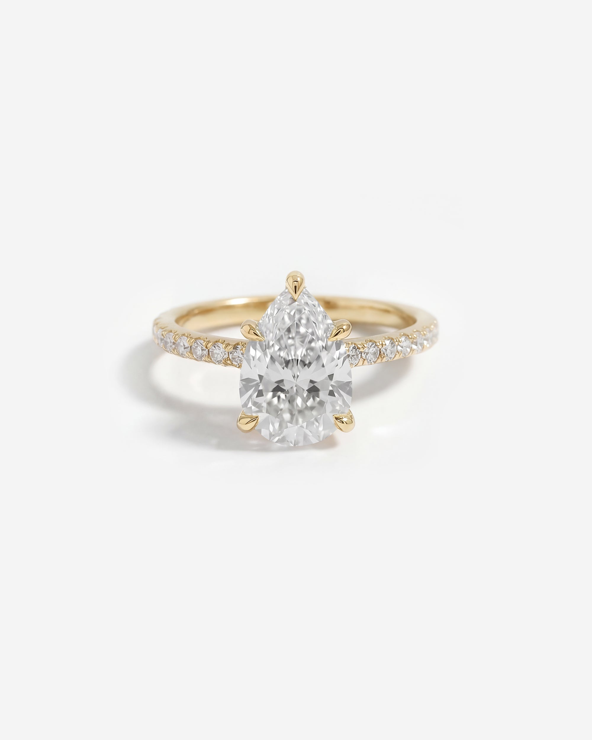 CLASSIC PEAR (WITH DIAMONDS)