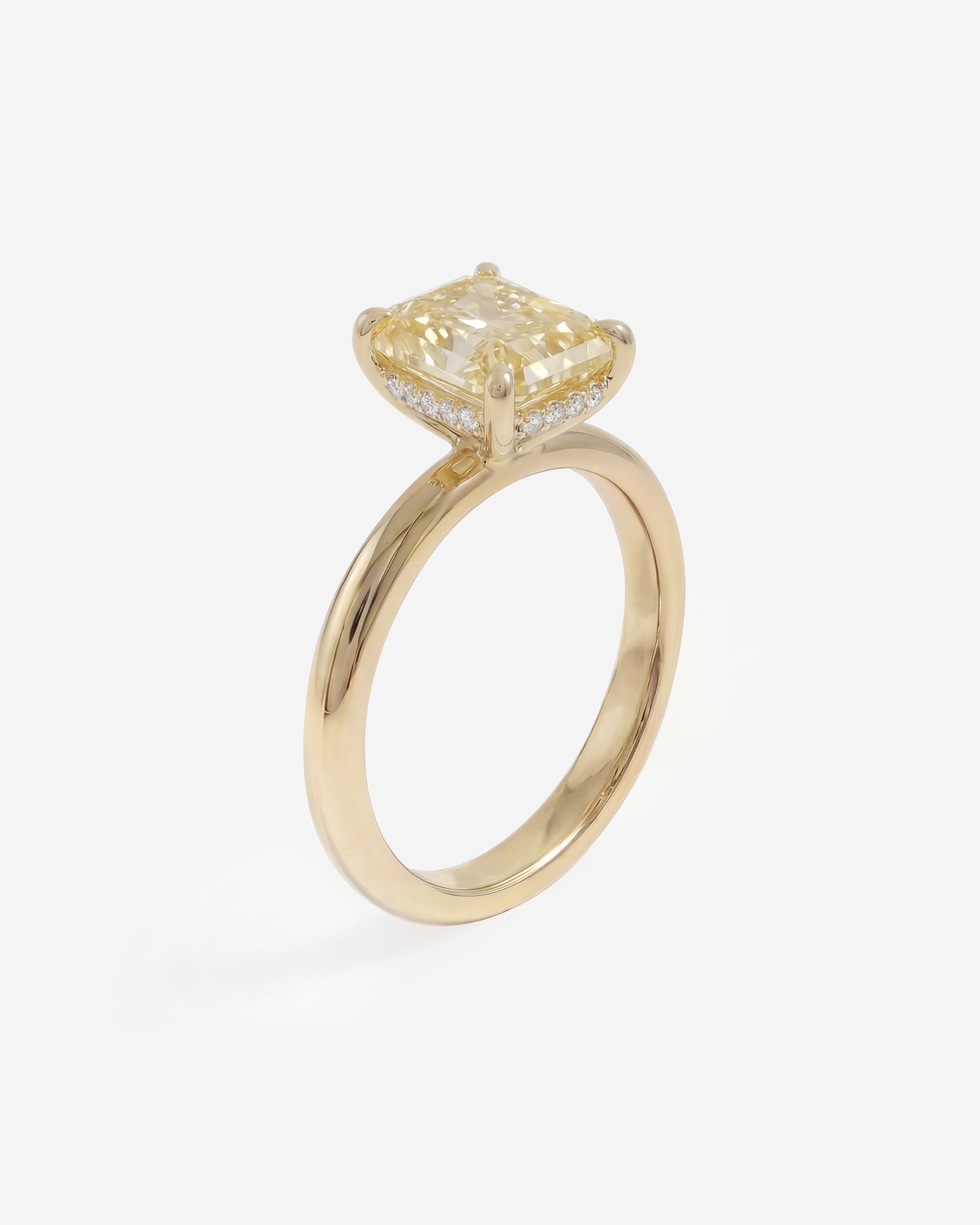 CLASSIC RADIANT (YELLOW DIAMOND)