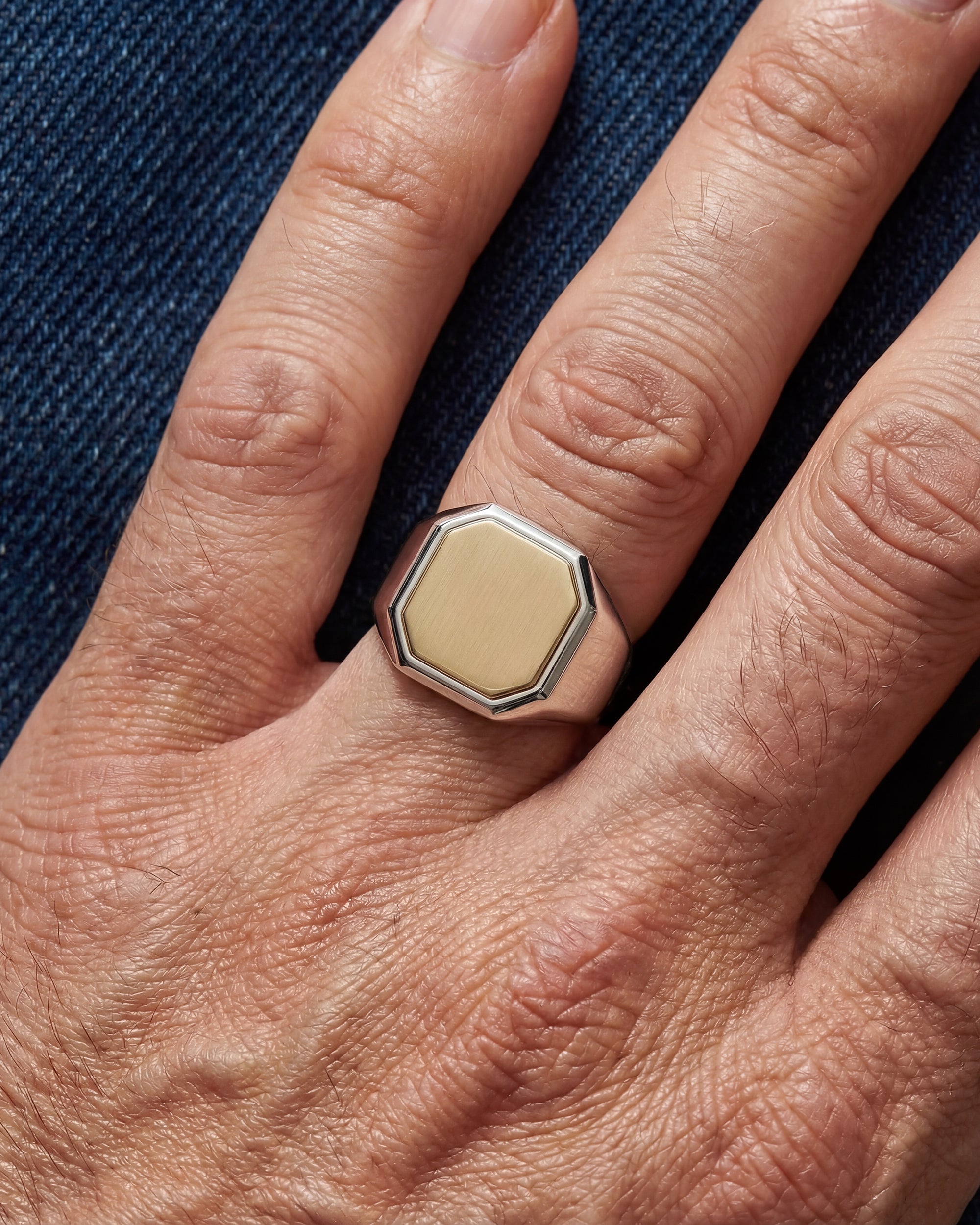 SIGNET RING (SQUARE TWO-TONE)