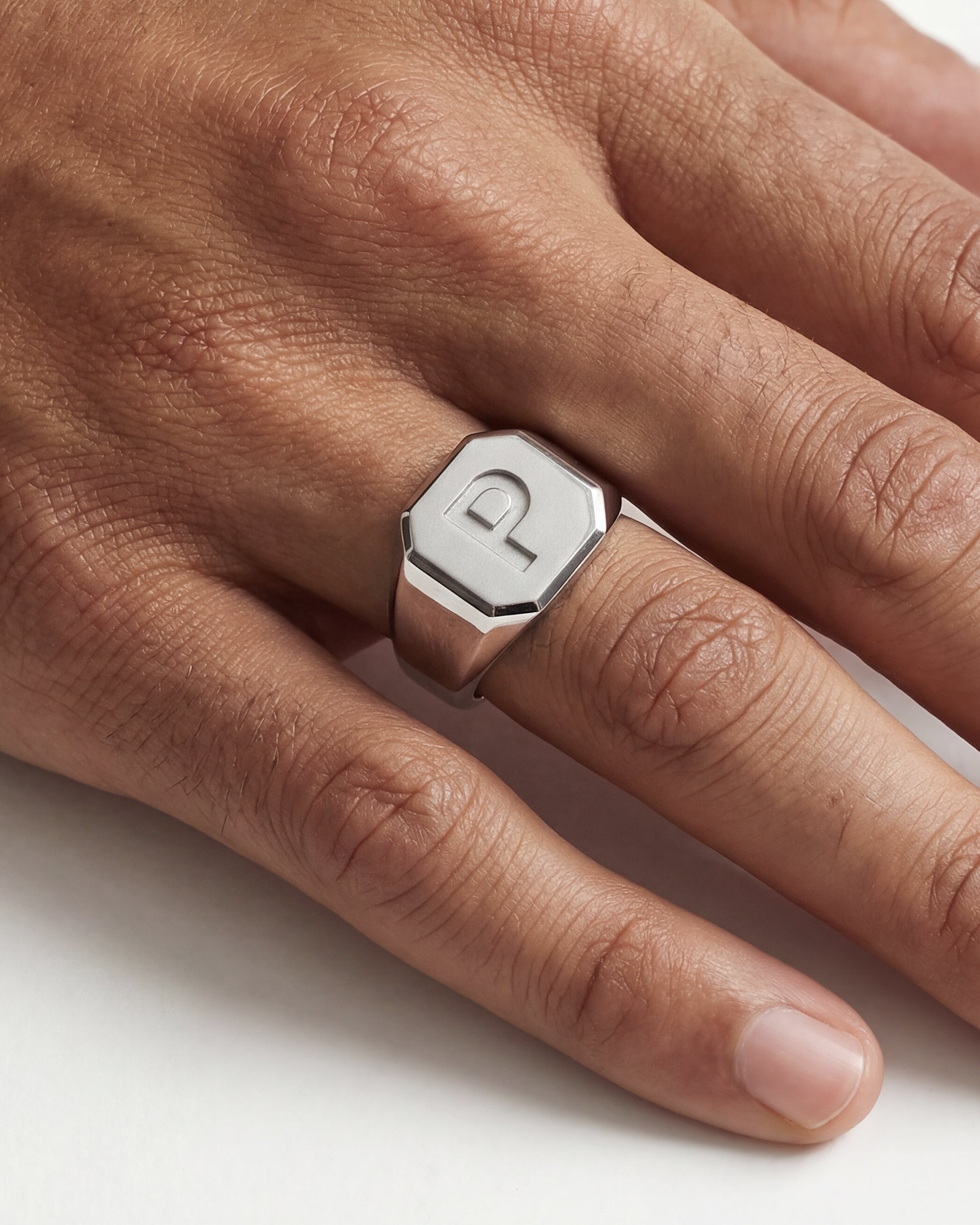 LETTER PRESS SIGNET RING (SQUARE)