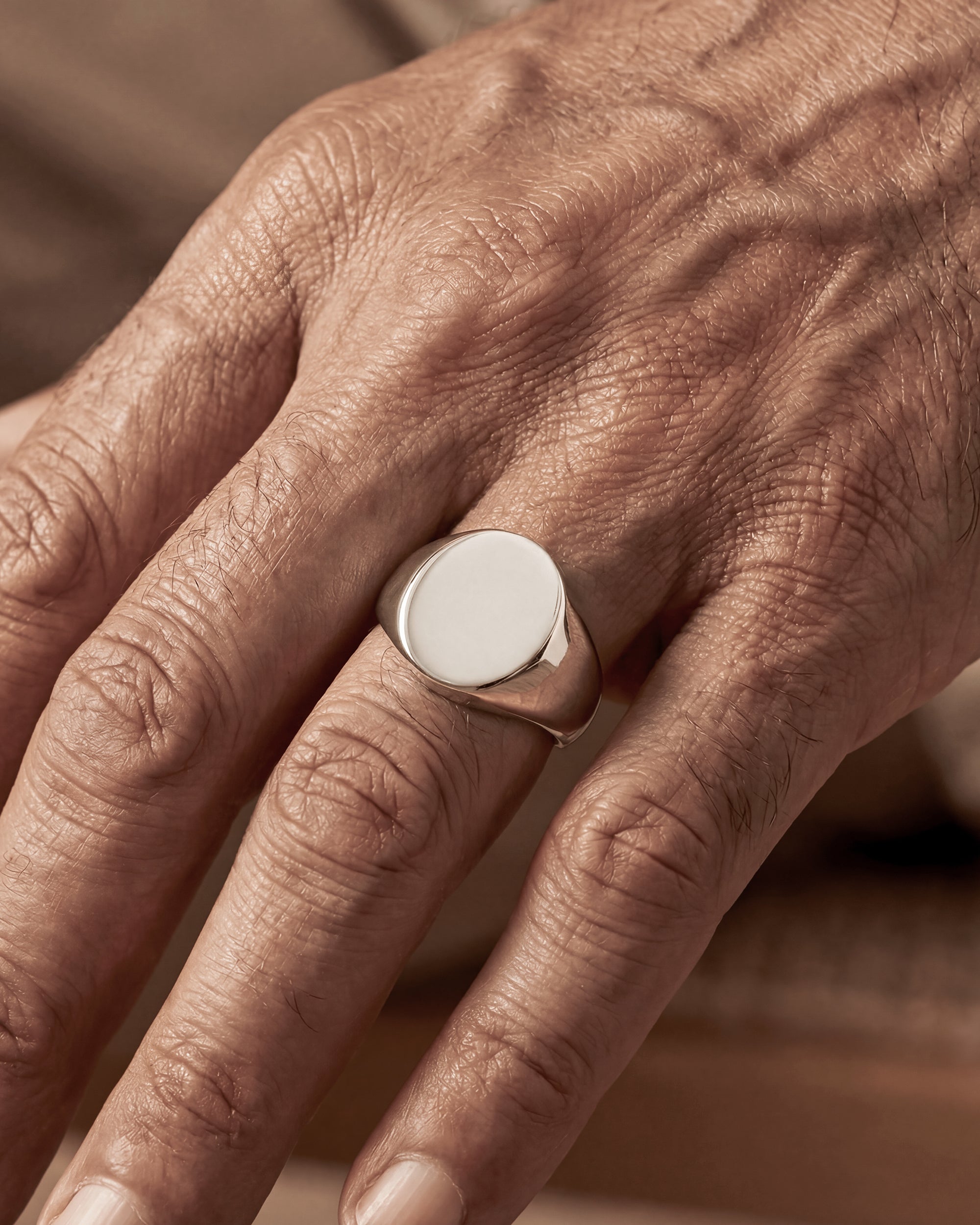 SILVER SIGNET RING (OVAL)