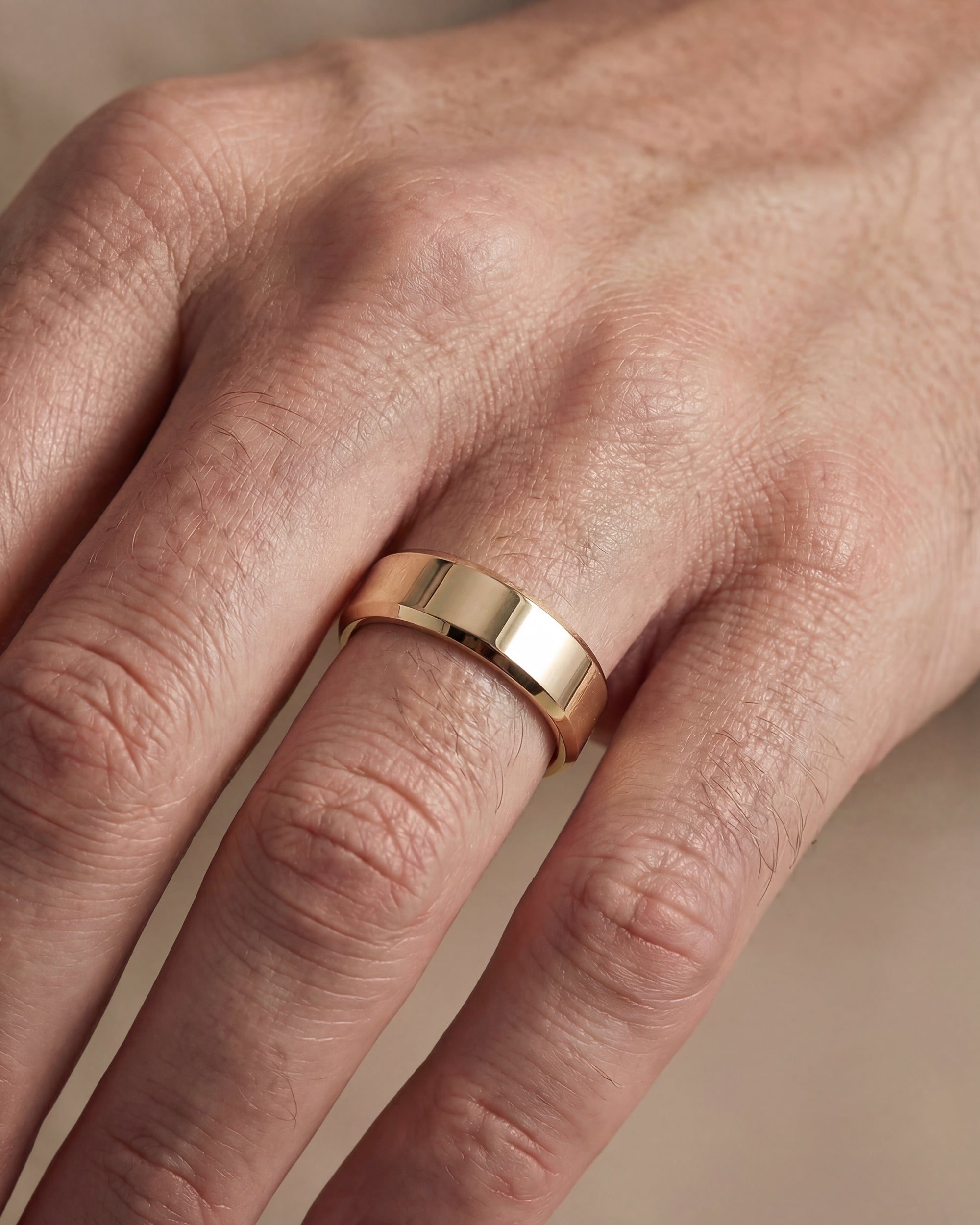 Wedding Band (Flat Bevelled Polished)