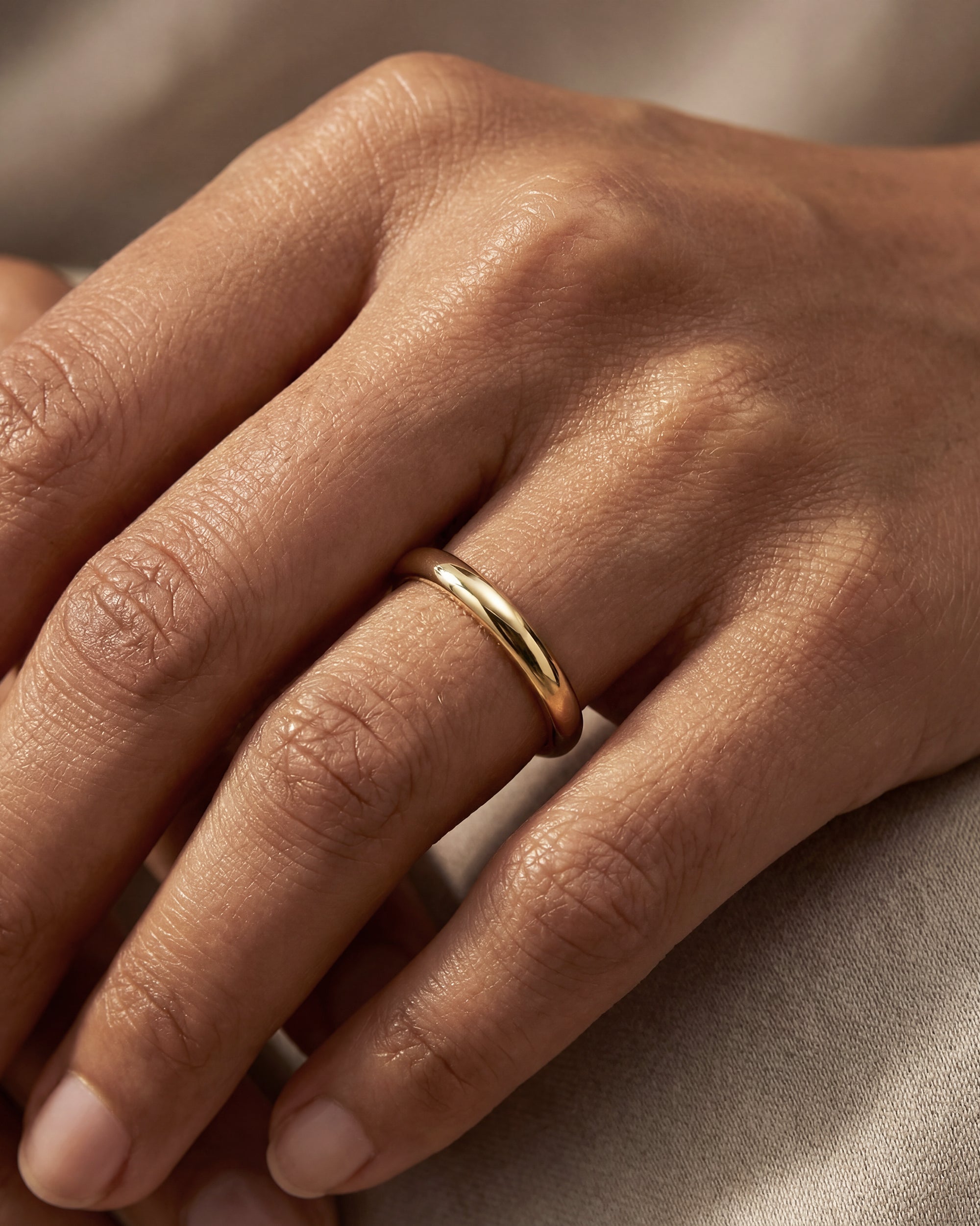 CLASSIC WEDDING BAND